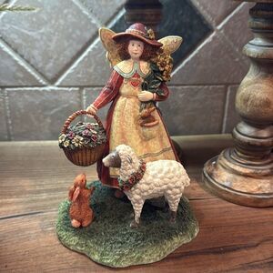 Everyday Angels “Angel Flowers” Figurine First Edition 1999 - Great Condition